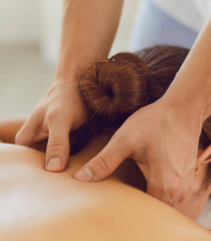 Massage Sehnen durch Muskelkraft